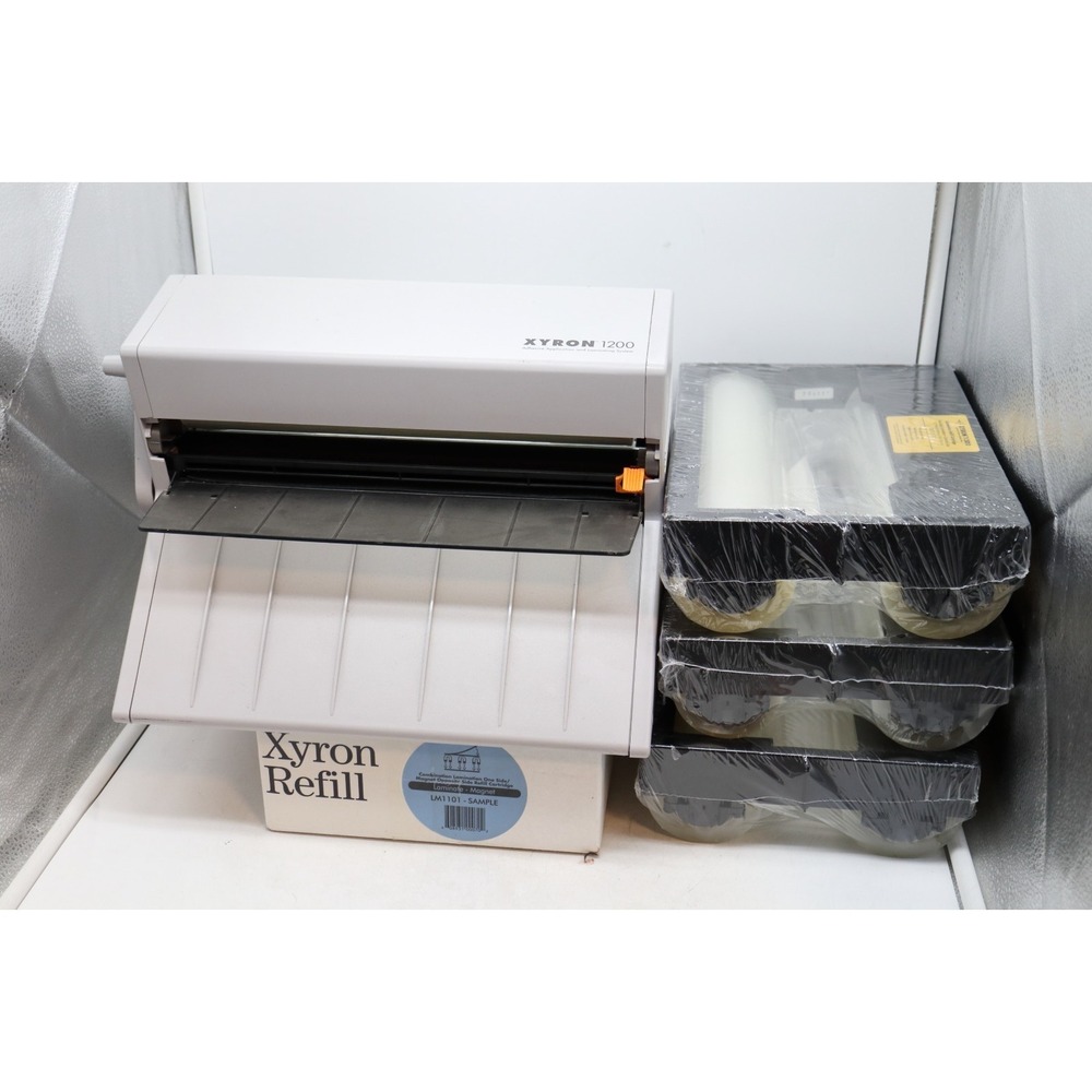 Xyron 1200 Hand Crank Cold Laminator Machine | 4 Refill Cartridges | WORKS GREAT - Picture 2 of 16